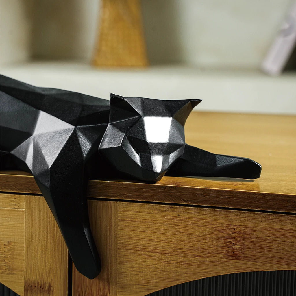 Geometric Cat Statue - Modern Minimalist Room Decor Figurine