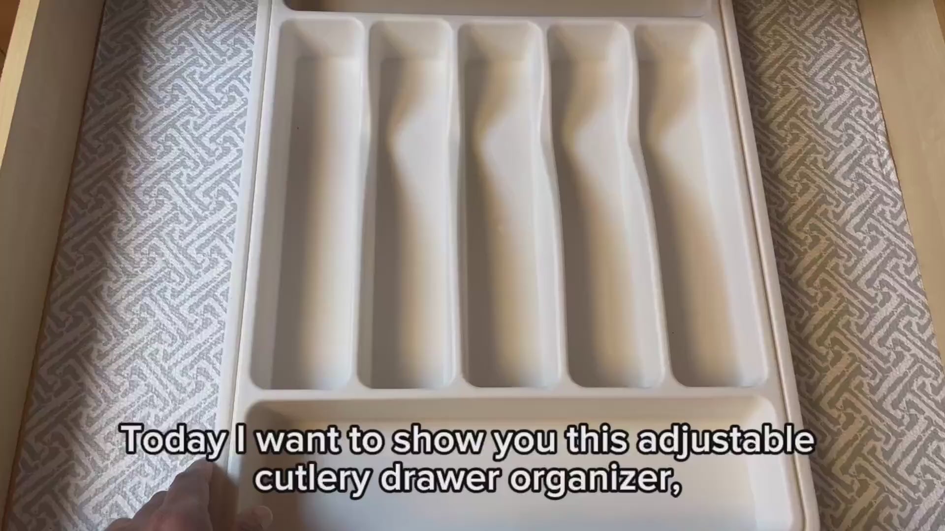 Expandable Silverware Drawer Organizer - BPA-Free Kitchen Utensil Holder